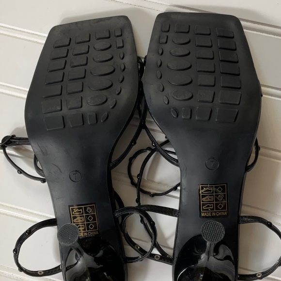 NWOB- BACK UP BLACK PU SQUARE TOE STRAPPY MID HEELS. Size UK 7/ US 9 - Picture 5 of 5